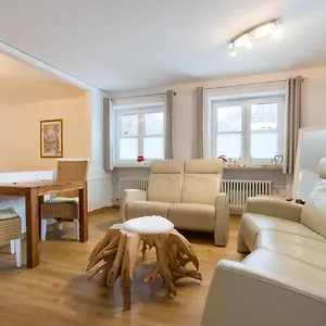 Mandy Apartment